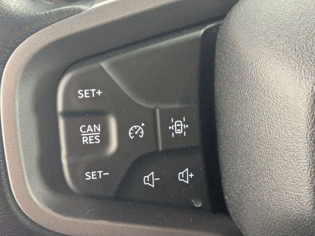 Used 2025 Ford Bronco Big Bend image 14