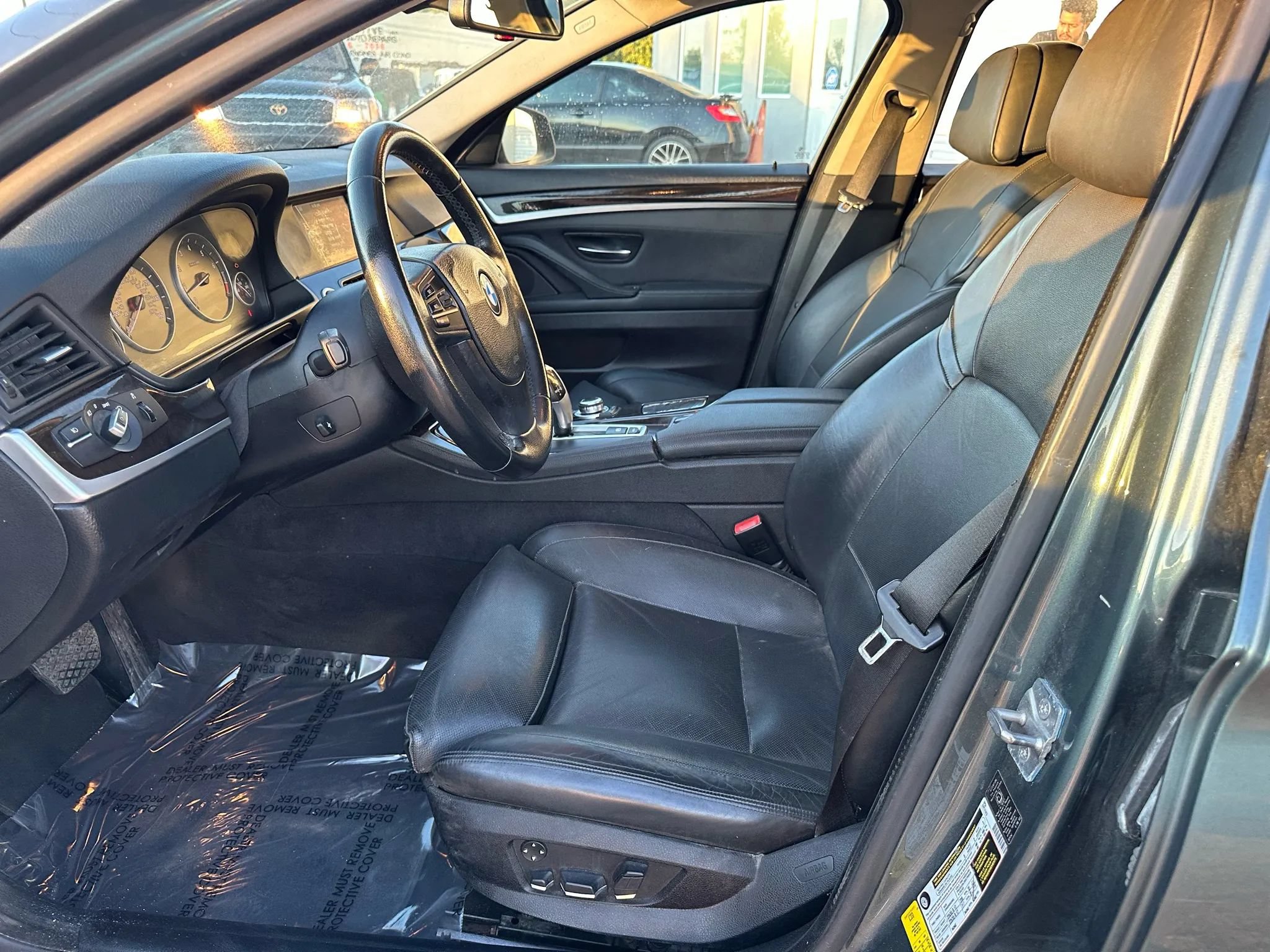 Used 2011 BMW 528i Sedan RWD image 13