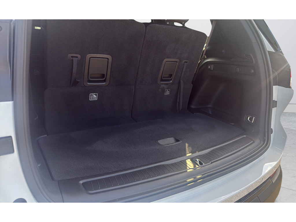 Used 2023 Jeep Grand Cherokee L Laredo AWD/4WD image 19