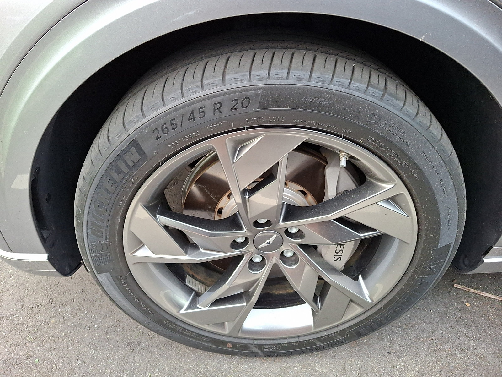 Used 2023 Genesis Electrified GV70 AWD/4WD image 6