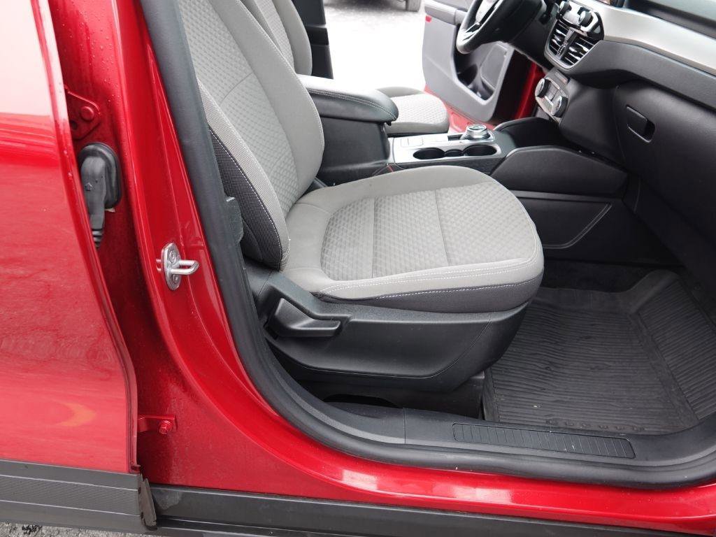 Used 2022 Ford Escape SE w/ Convenience Package image 35