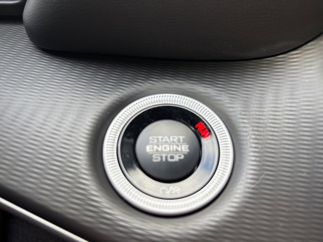 New 2025 Jeep Grand Cherokee Altitude image 26