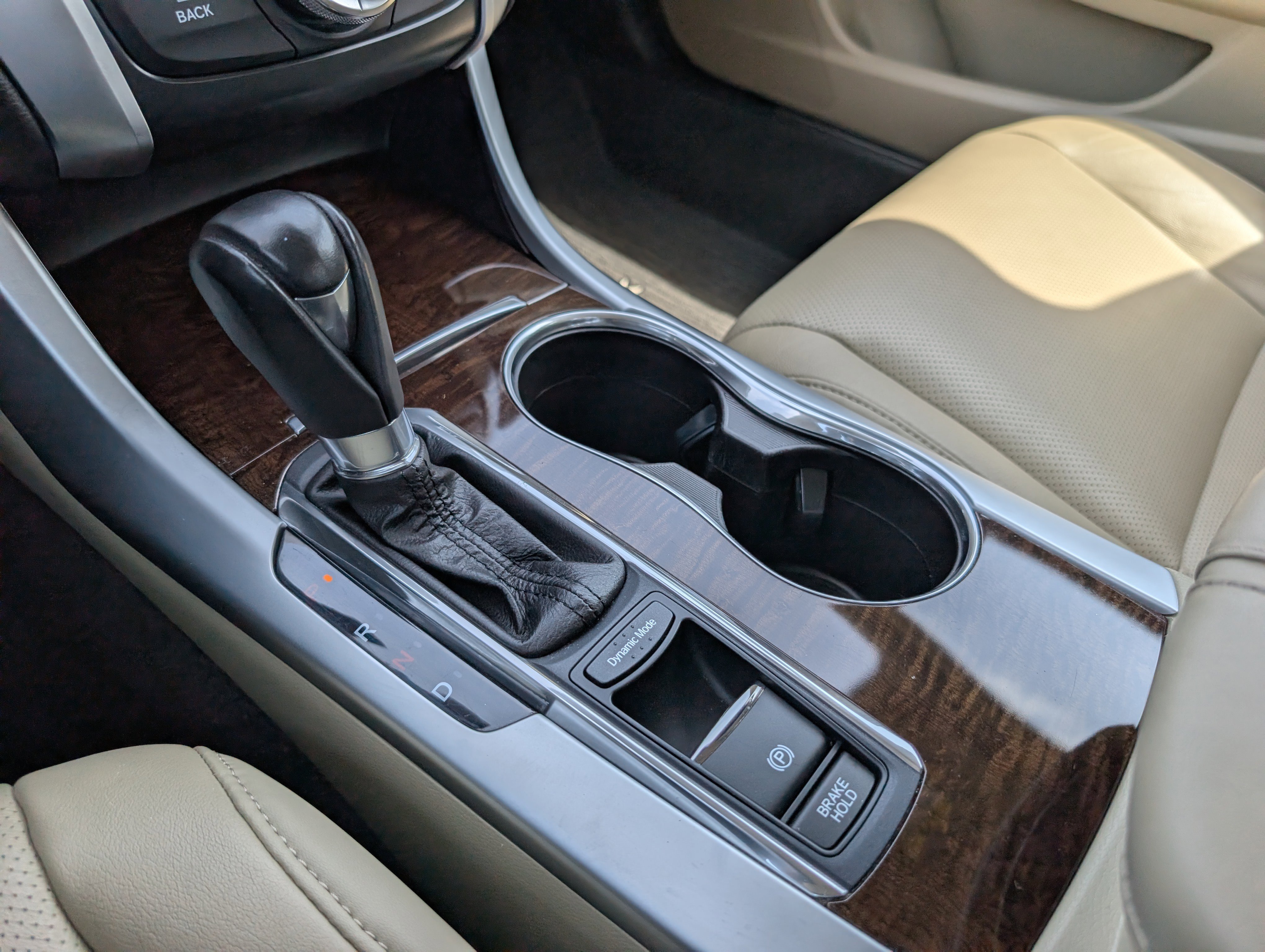 Certified 2018 Acura TLX w/ Technology Package FWD image 23