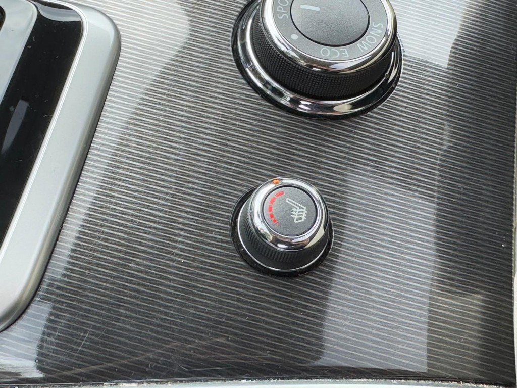 Used 2019 INFINITI QX60 Luxe w/ Essential Package image 20