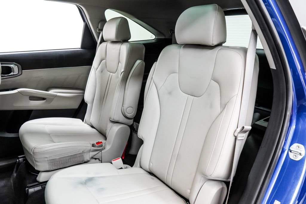 Used 2021 Kia Sorento SX image 17