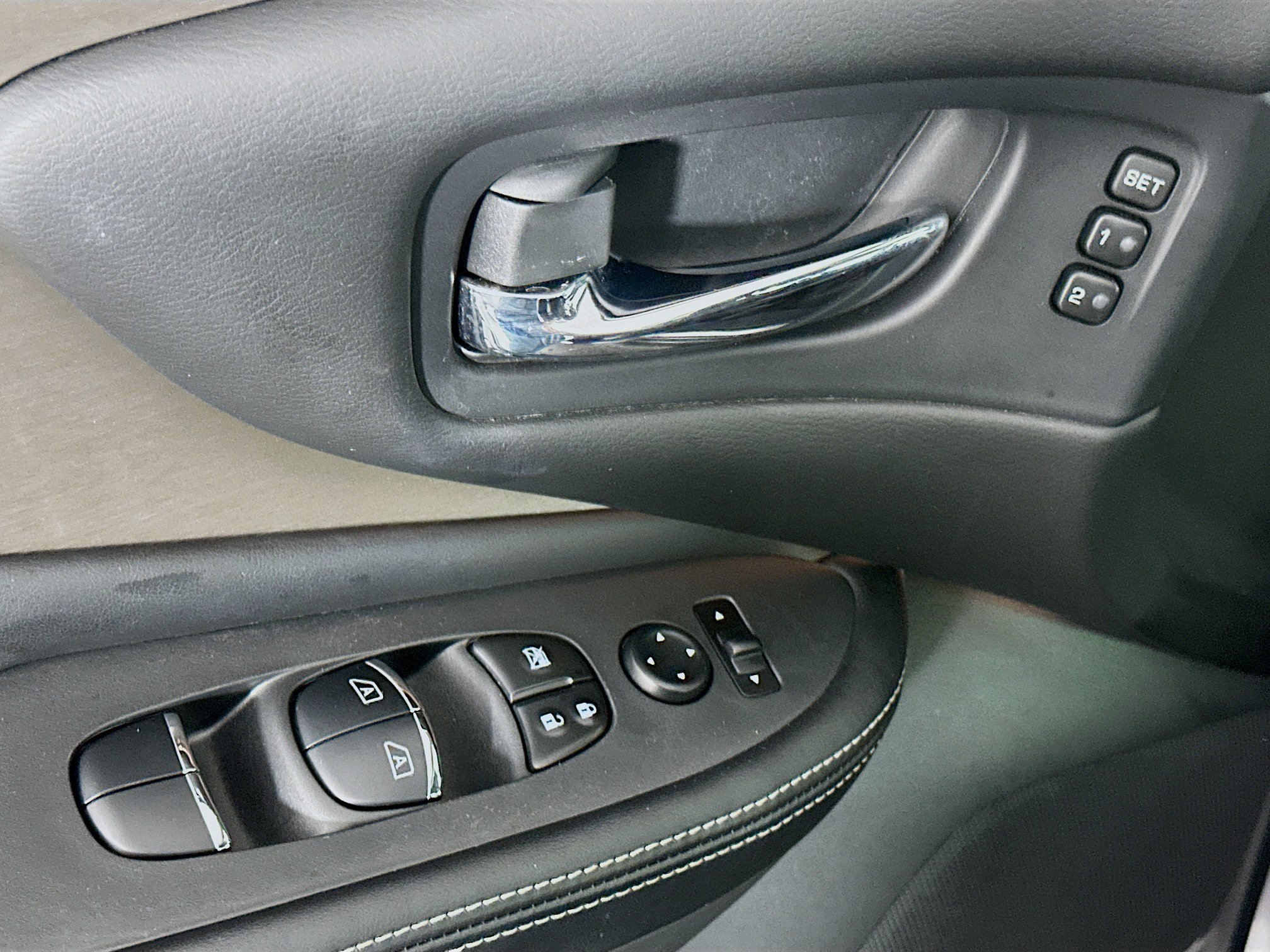 Used 2023 Nissan Murano SL AWD/4WD image 15