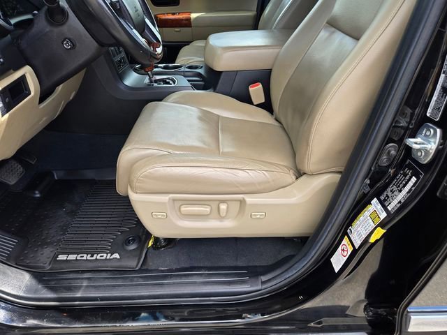 Certified 2022 Toyota Sequoia Platinum AWD/4WD image 19