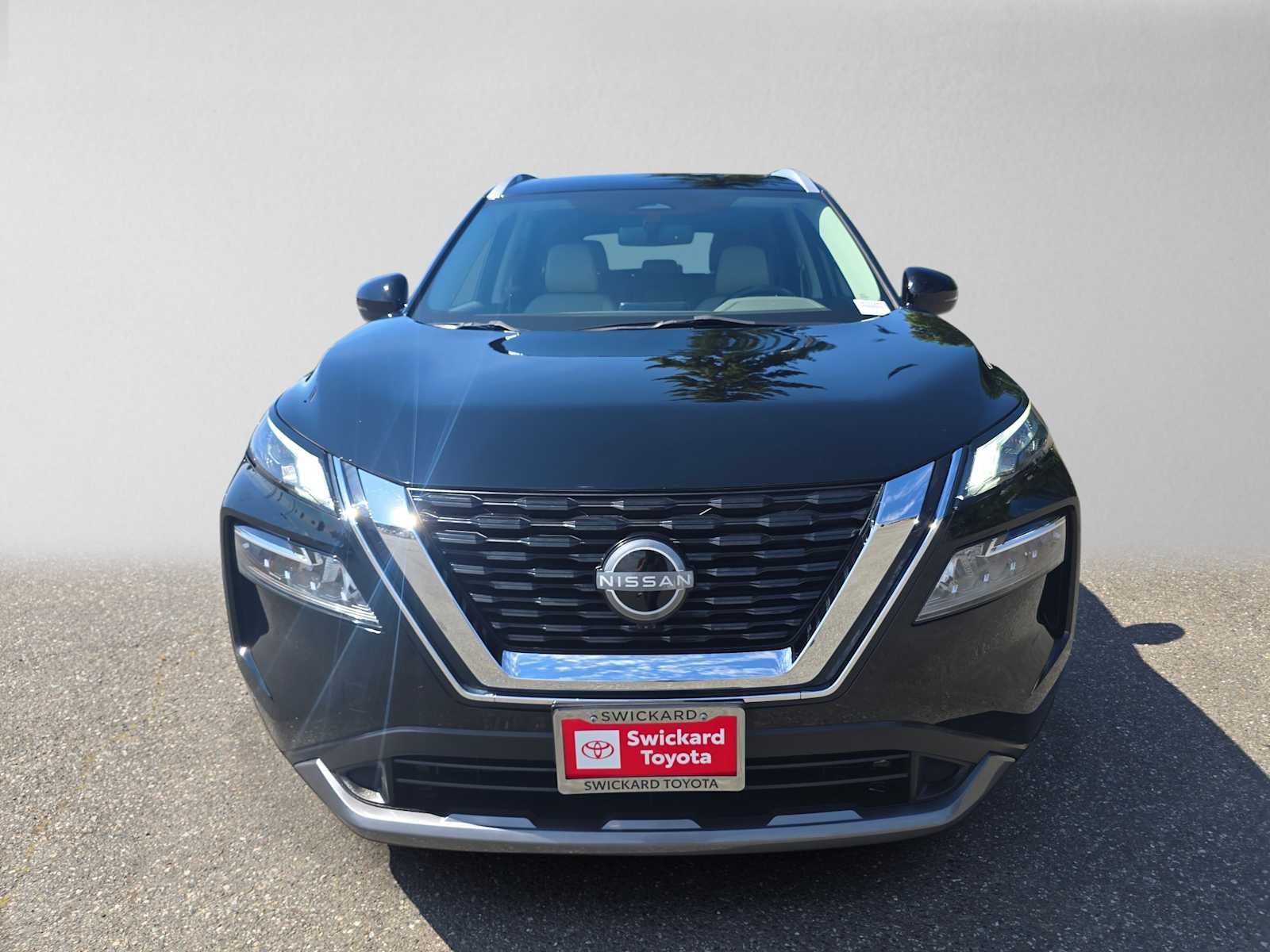 Used 2023 Nissan Rogue SL AWD/4WD image 8