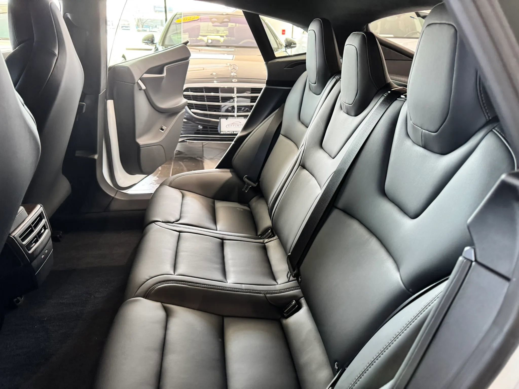 Used 2018 Tesla Model S 100D image 19