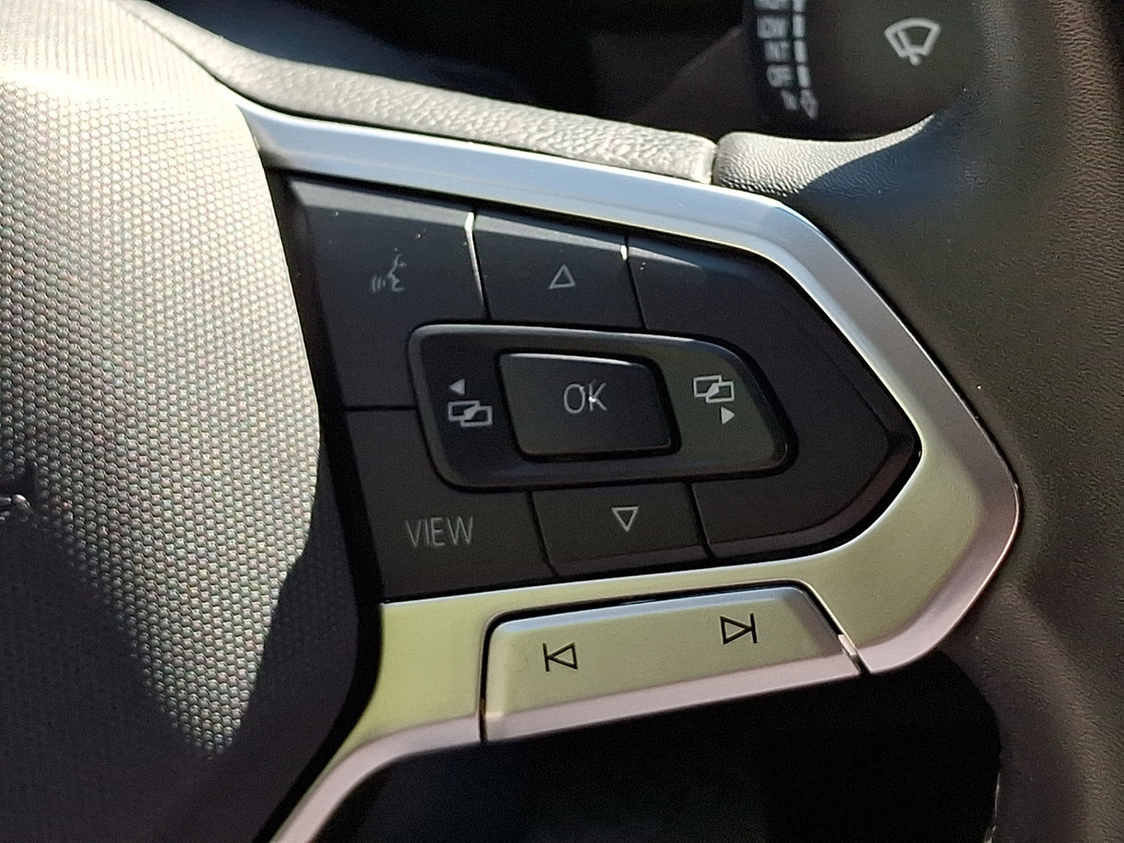 Certified 2024 Volkswagen Tiguan S FWD image 21