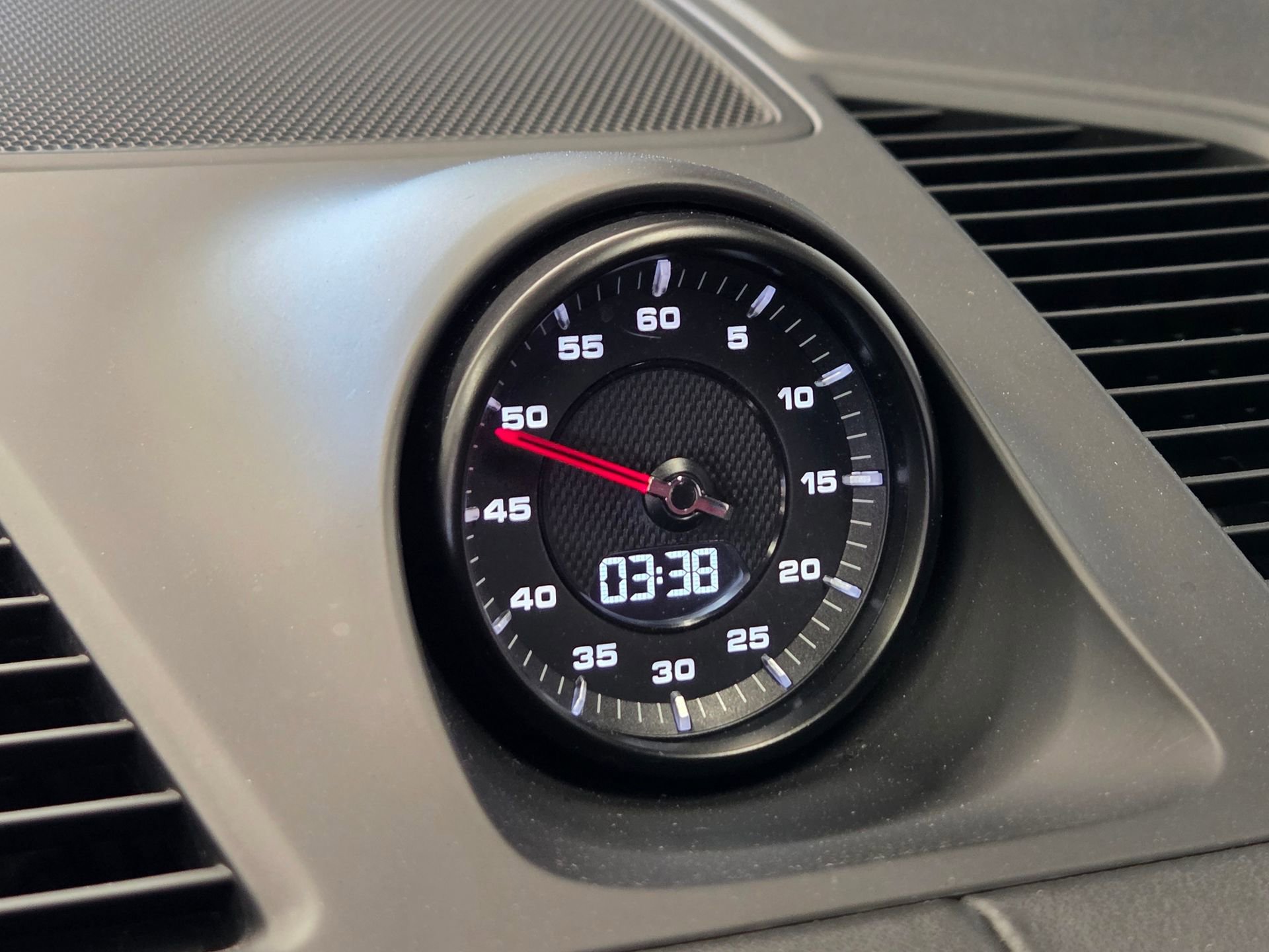 Certified 2023 Porsche Cayenne Turbo AWD/4WD image 20