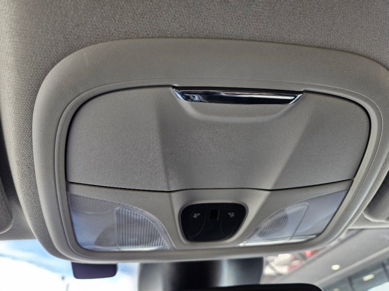 Used 2023 Jeep Cherokee Altitude Lux image 24