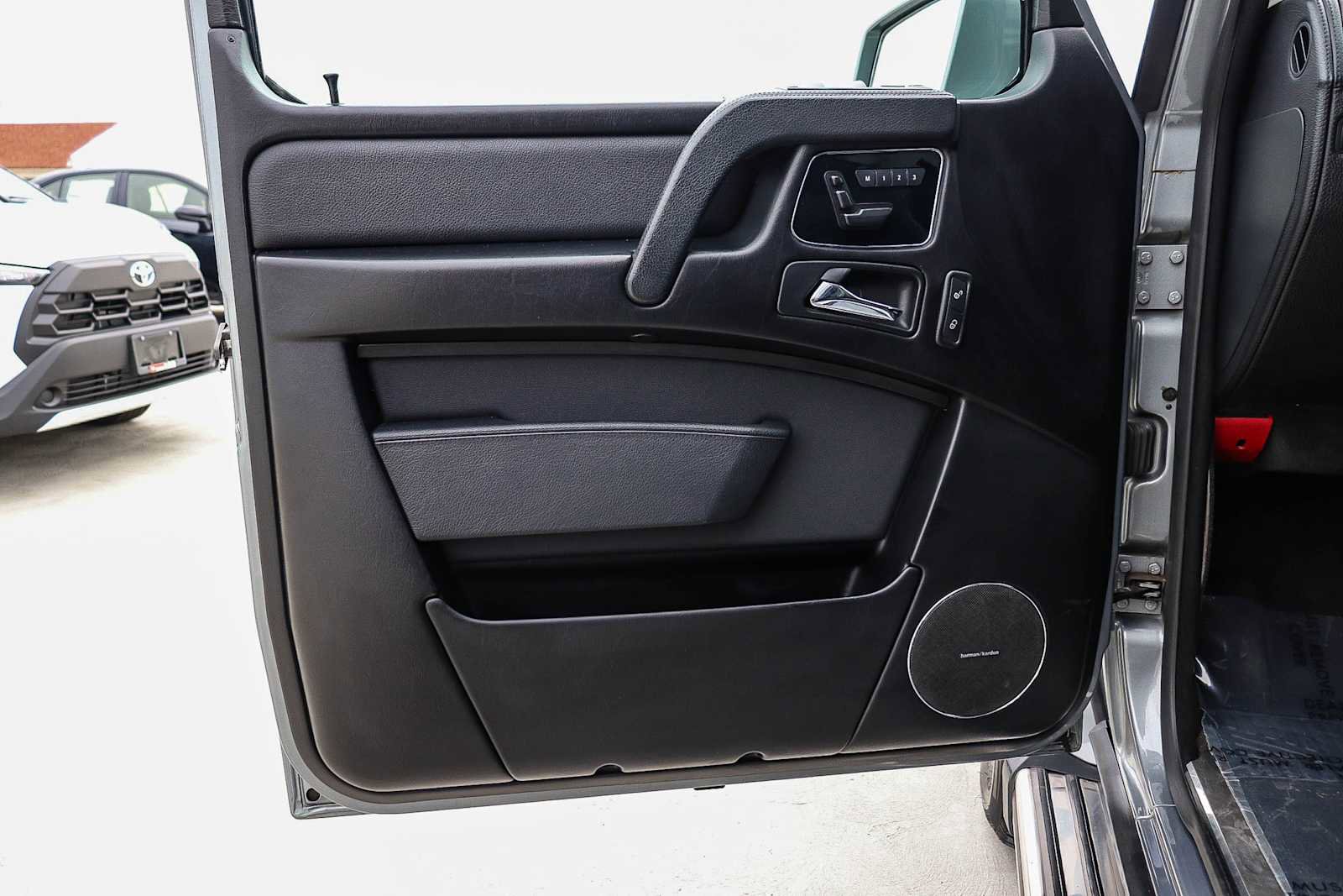 Used 2016 Mercedes-Benz G 550 image 28