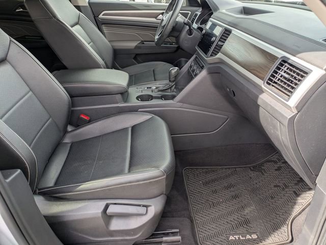 Used 2021 Volkswagen Atlas SE image 29