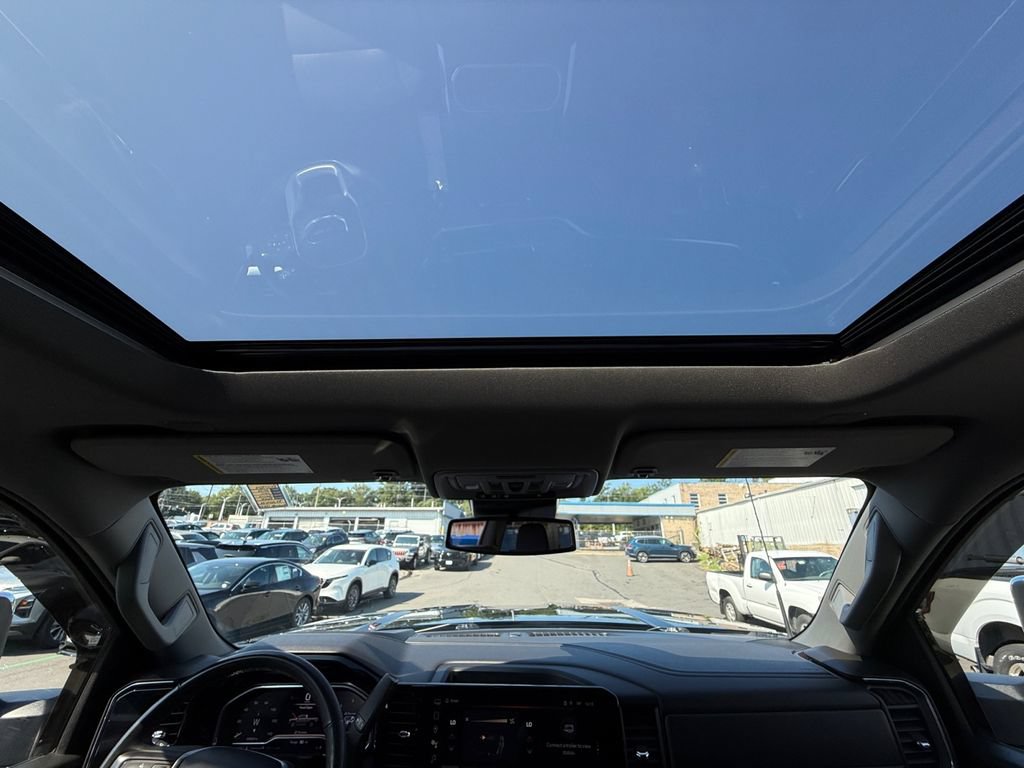 Used 2024 GMC Sierra 2500 SLT w/ SLT Premium Package AWD/4WD image 25