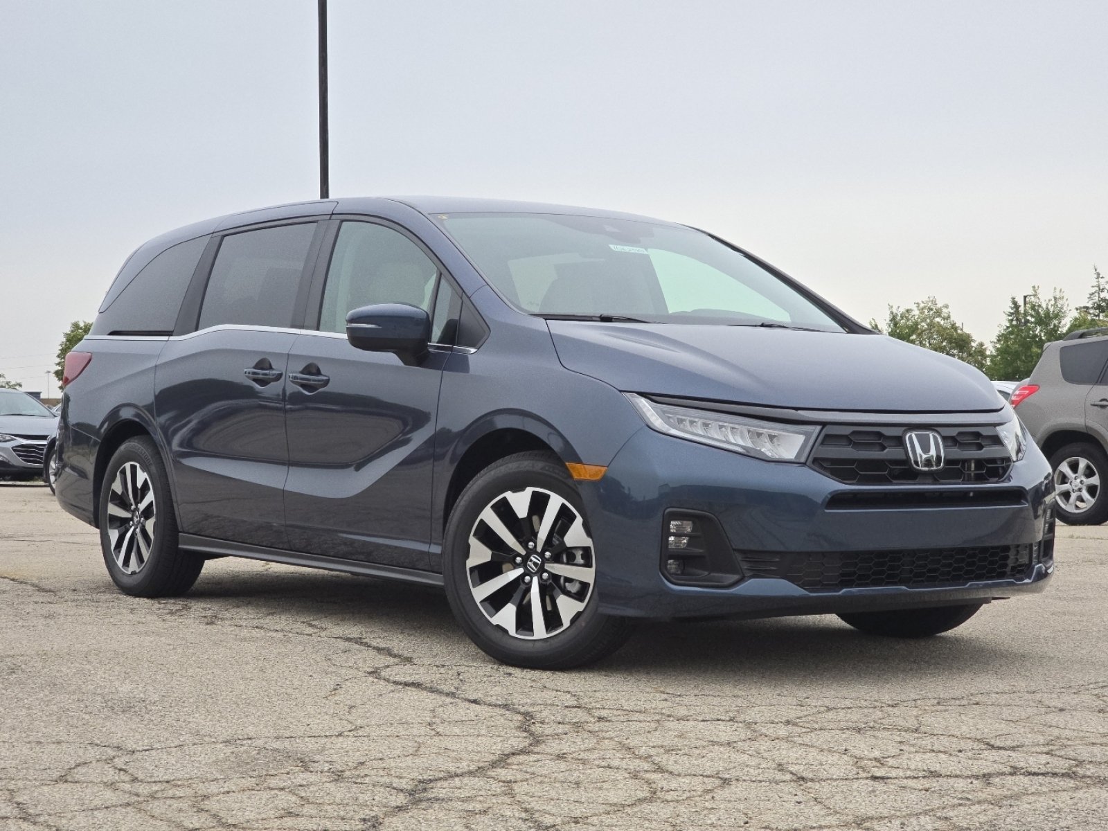 New 2026 Honda Odyssey EX-L video 2