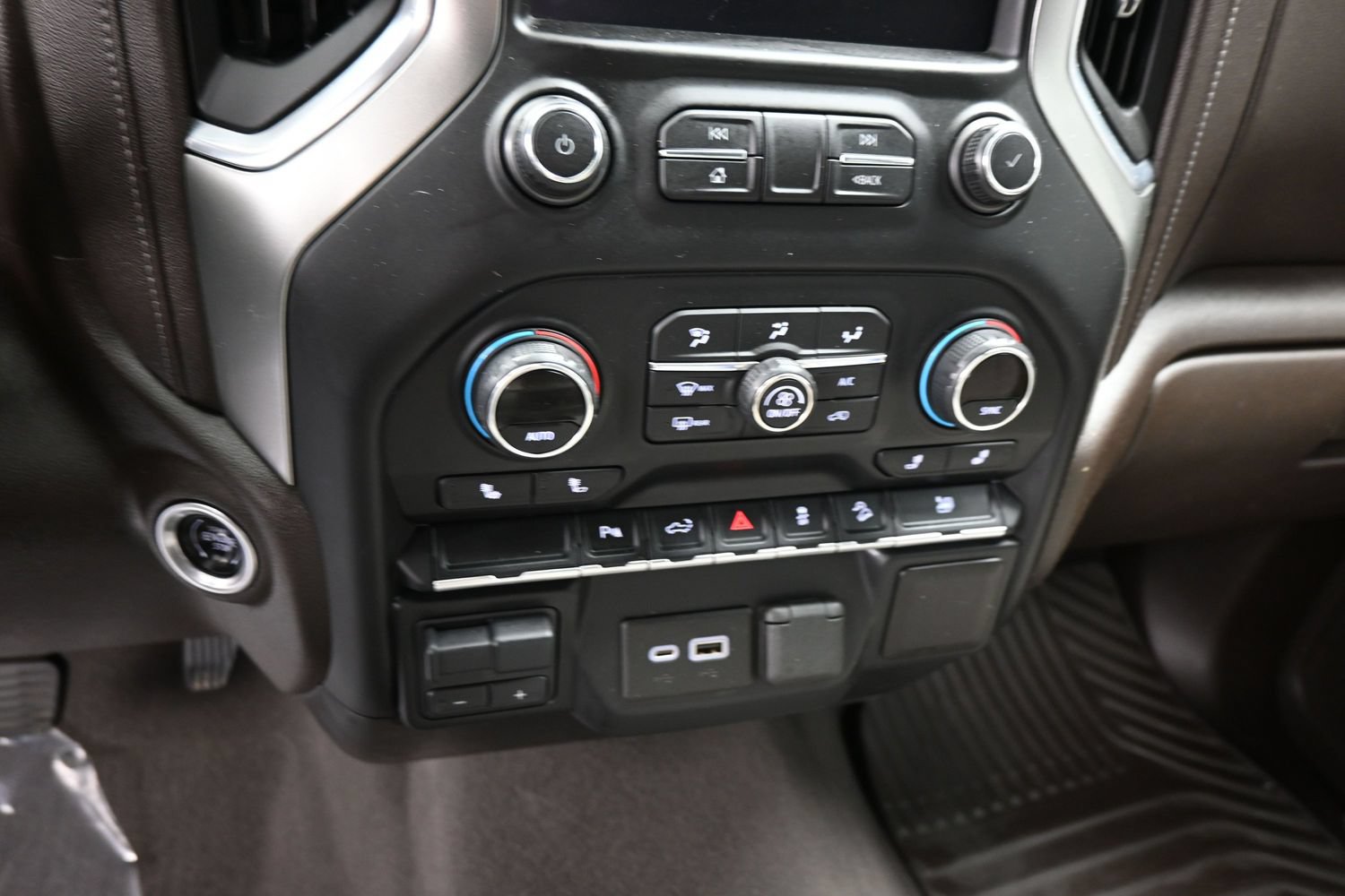 Used 2021 Chevrolet Silverado 2500 LT w/ All Star Edition AWD/4WD image 14