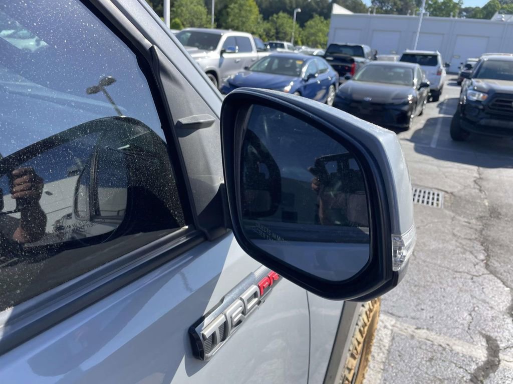 Used 2017 Toyota Tacoma TRD Pro image 31