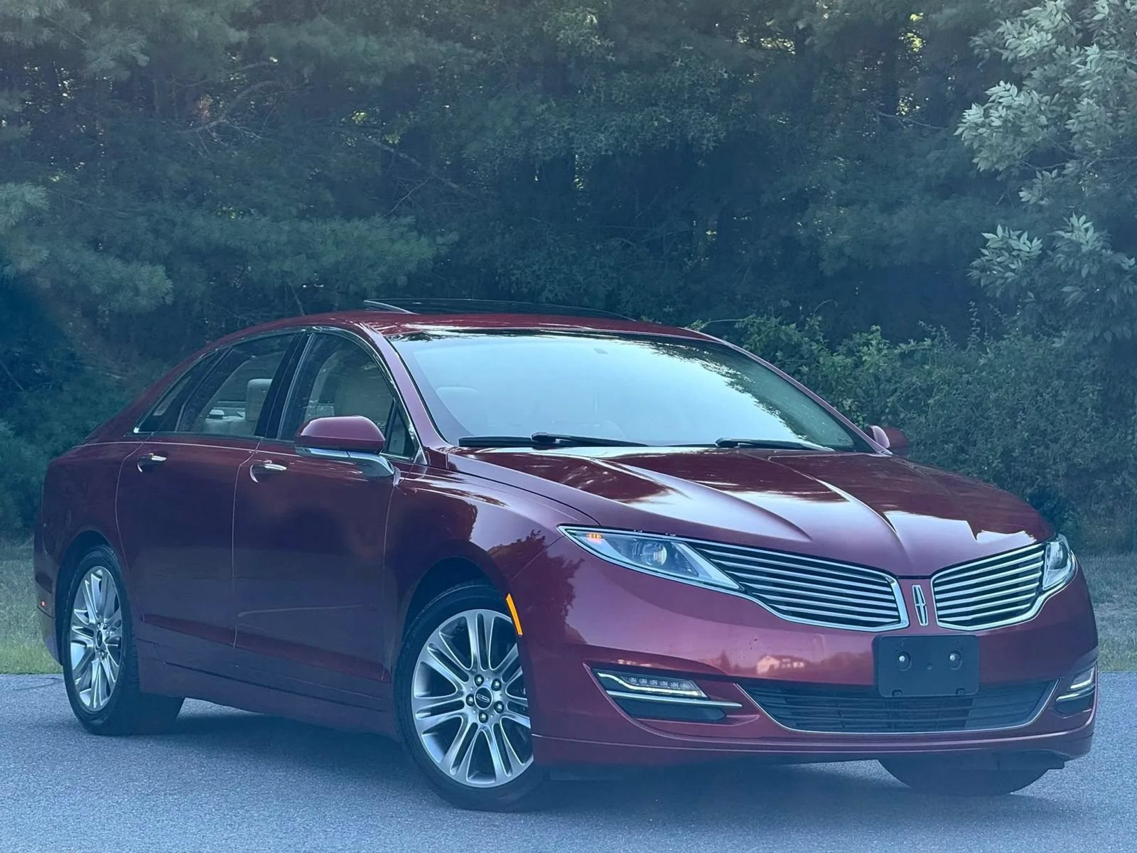 Used 2015 Lincoln MKZ AWD w/ Equipment Group 101A Select image 2