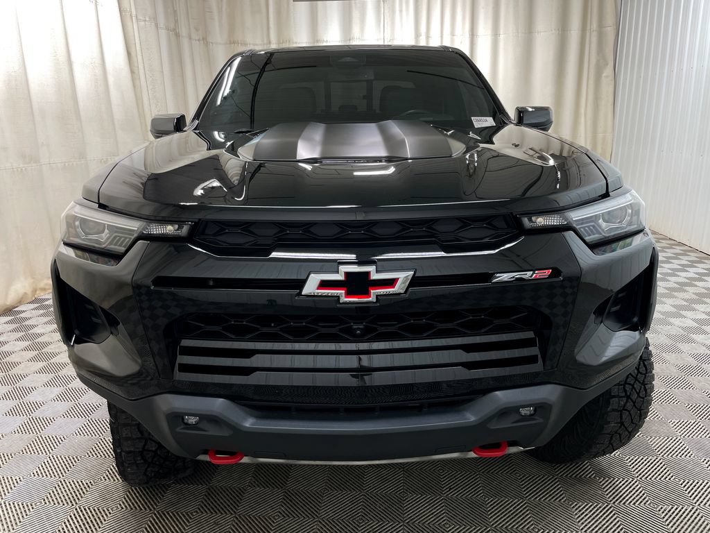 Used 2024 Chevrolet Colorado ZR2 w/ ZR2 Convenience Package III AWD/4WD image 17