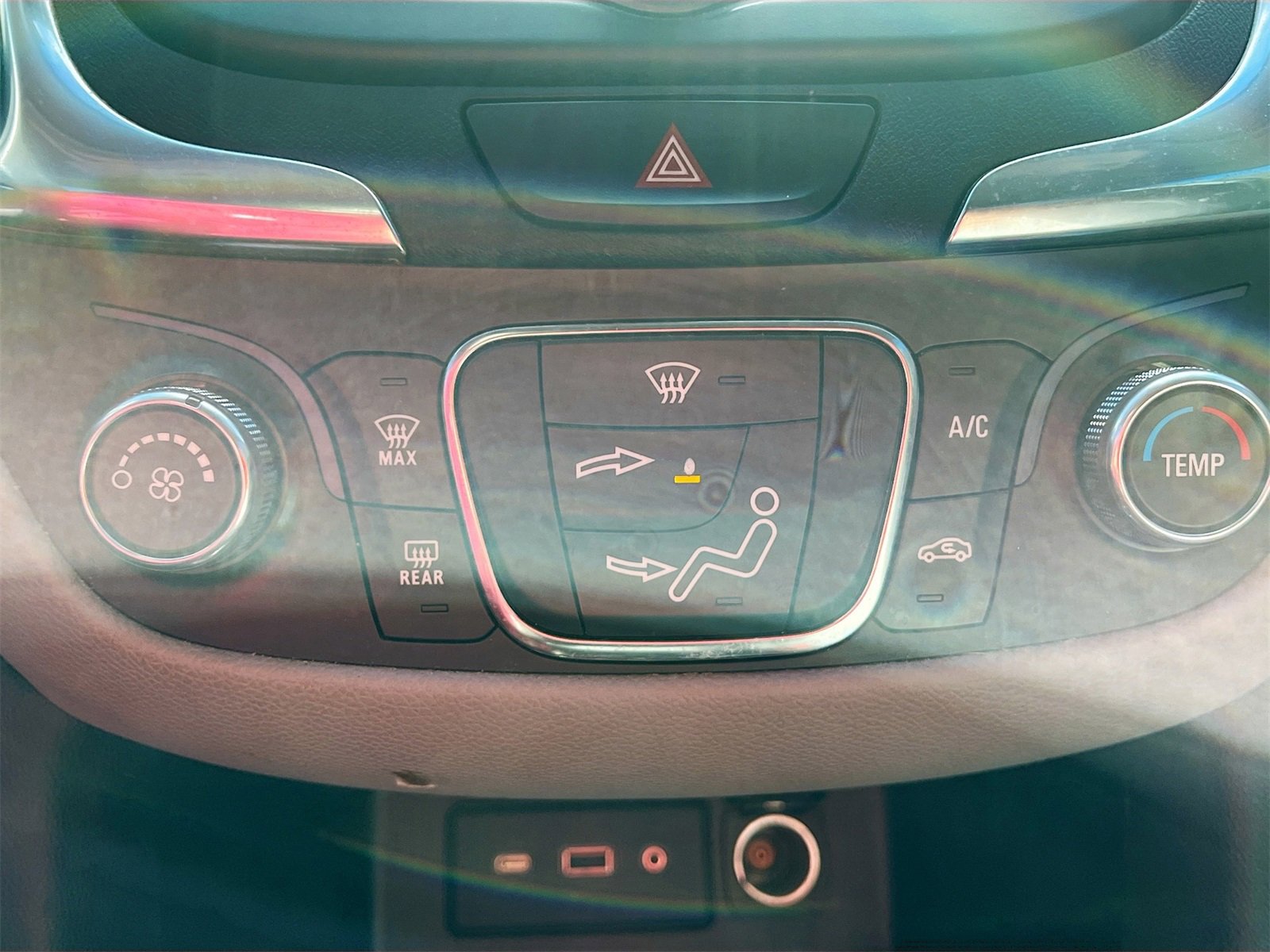 Used 2021 Chevrolet Equinox LS w/ LS Convenience Package image 15