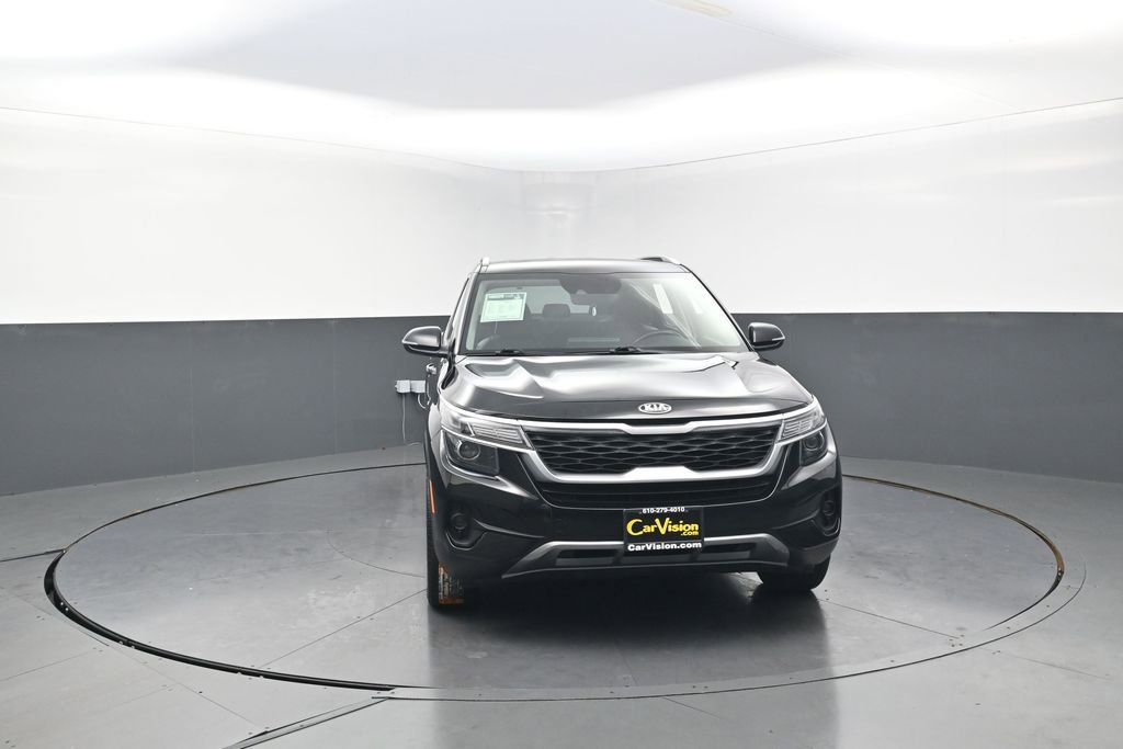 Used 2021 Kia Seltos EX AWD/4WD image 3