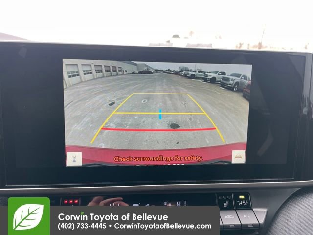 Used 2026 Toyota Camry SE w/ Multimedia Upgrade Package image 14