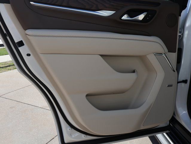 Used 2024 GMC Yukon Denali w/ Advanced Technology Package image 21