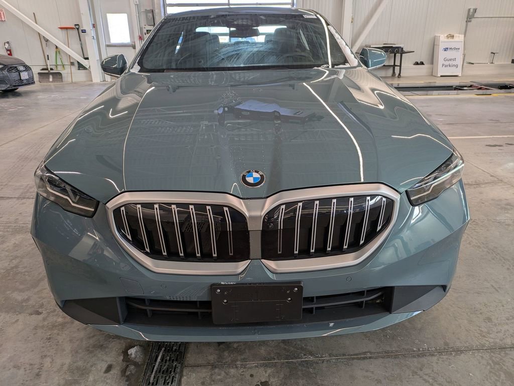 Certified 2025 BMW 530i xDrive w/ Premium Package image 8