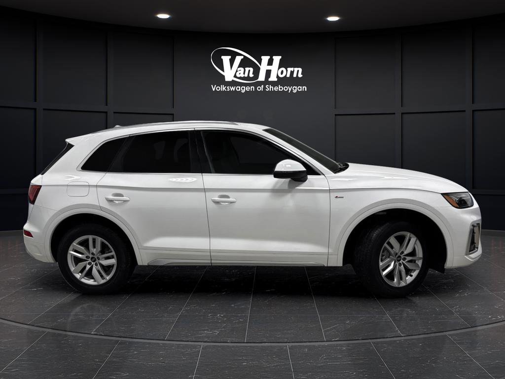 Used 2023 Audi Q5 2.0T Premium w/ Convenience Package image 7