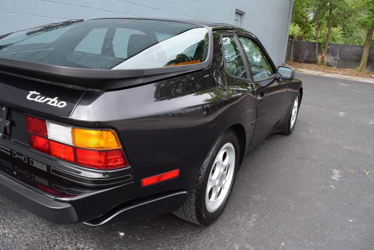 Used 1988 Porsche 944 Turbo Coupe RWD image 24