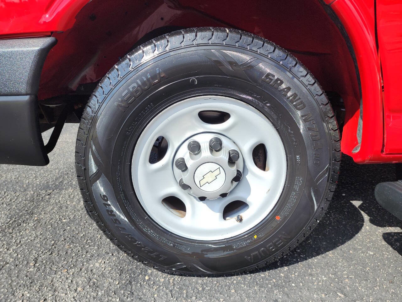 Used 2014 Chevrolet Express 3500 LS image 27