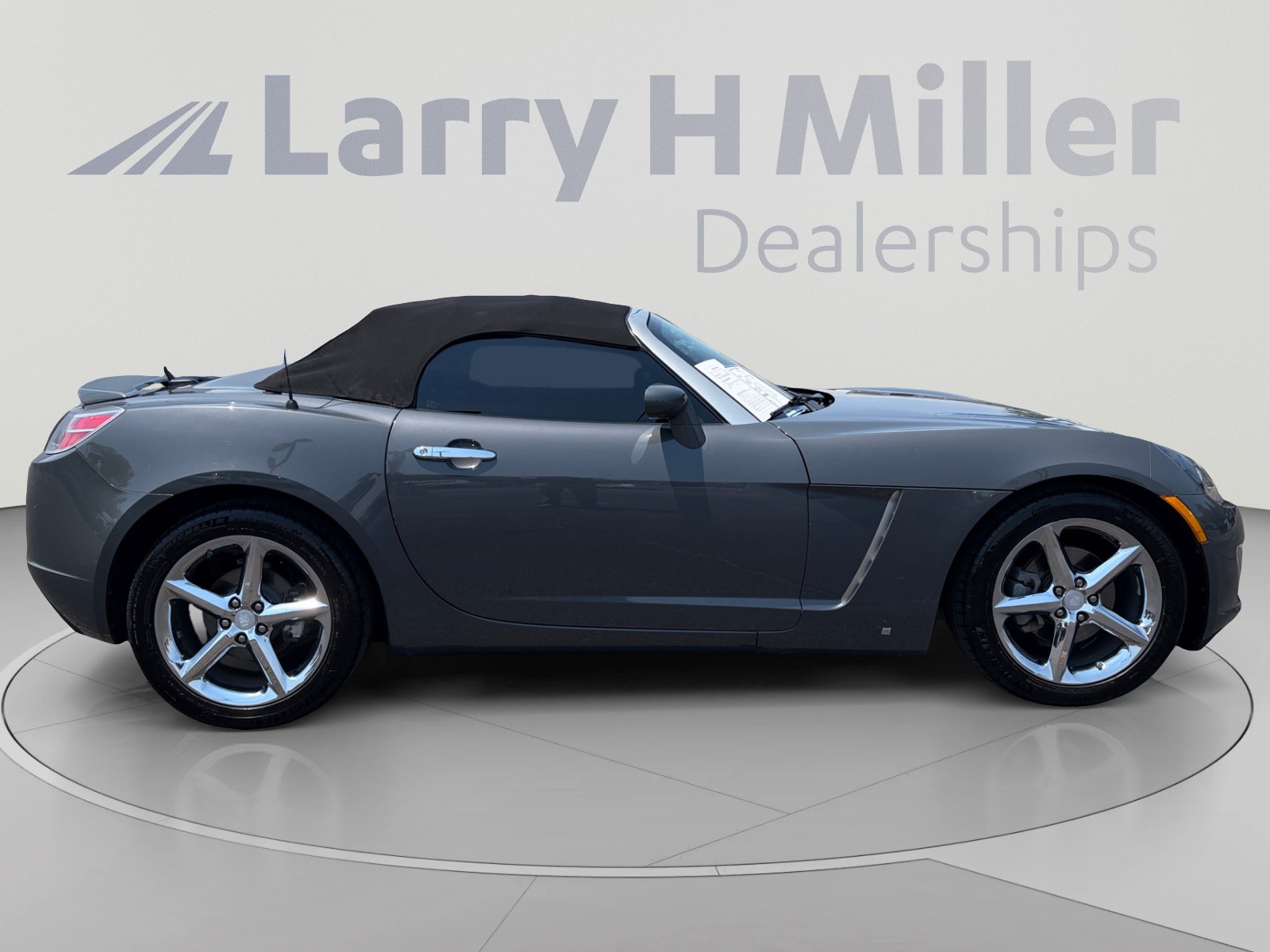 Used 2009 Saturn Sky Red Line RWD image 6