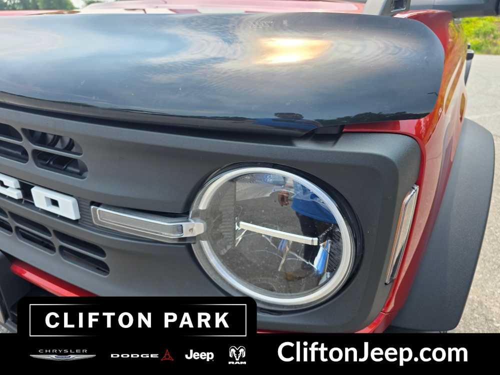 Used 2024 Ford Bronco Black Diamond AWD/4WD image 7