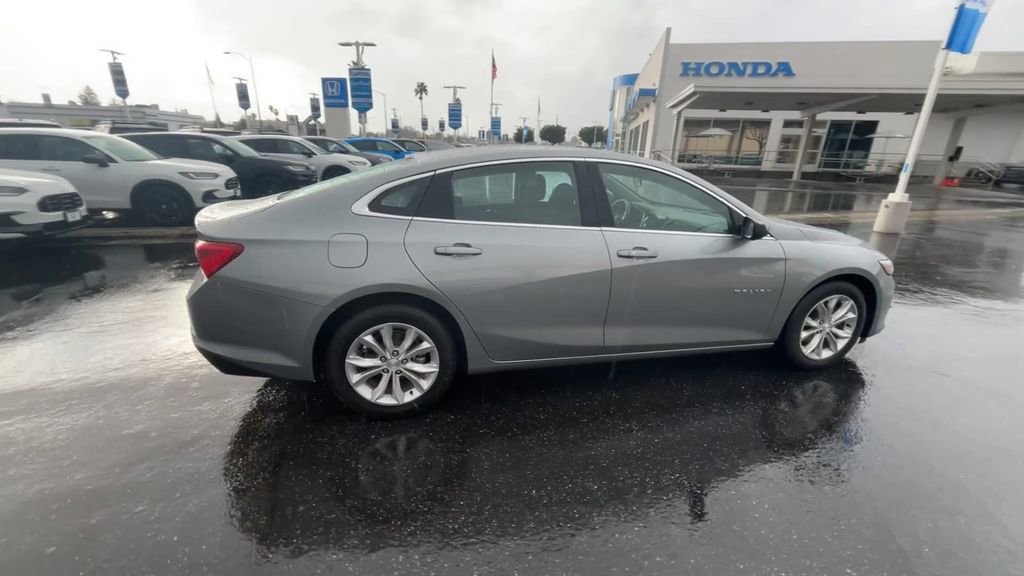 Used 2024 Chevrolet Malibu LT image 9