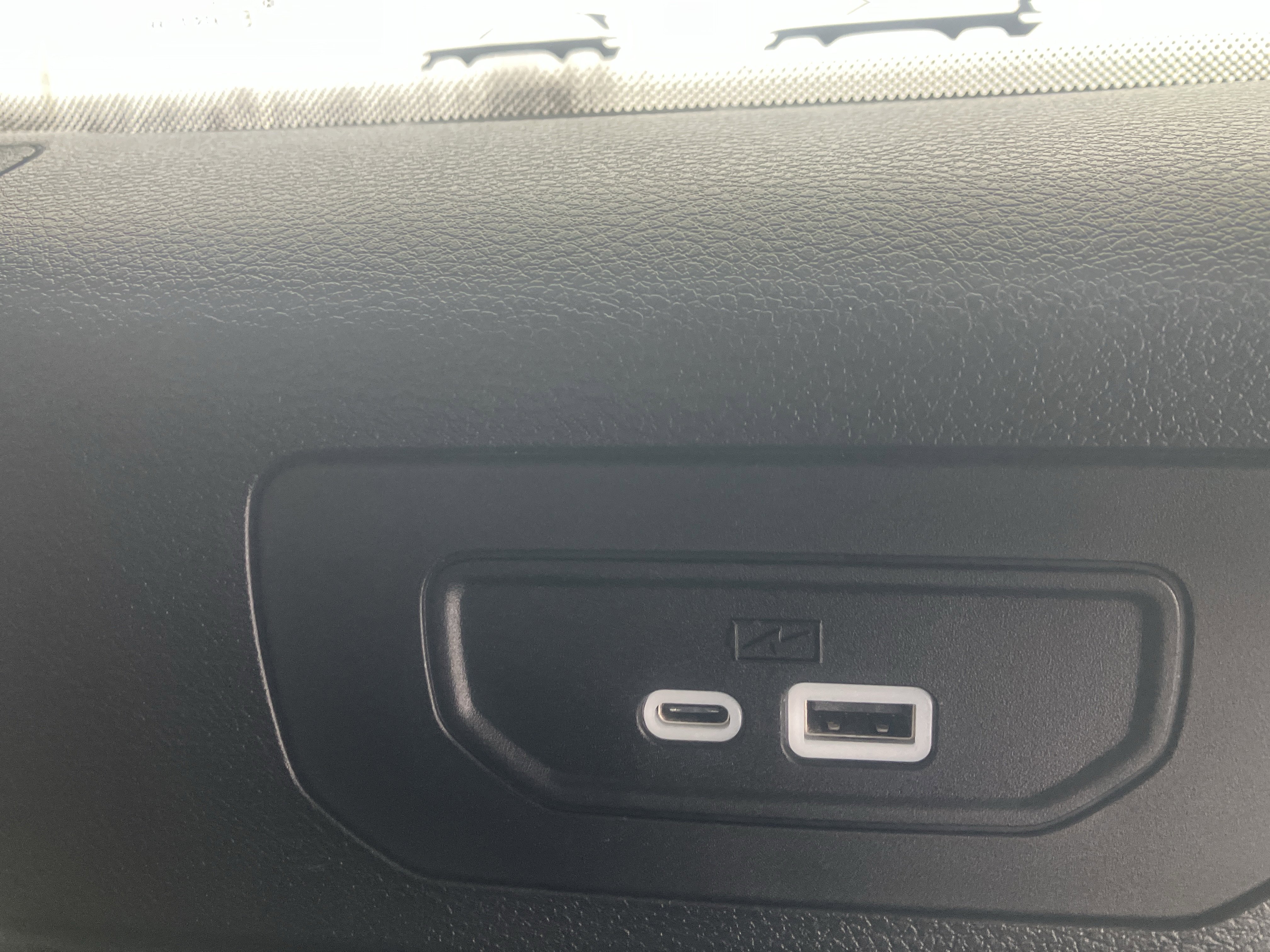 Used 2021 Jeep Grand Cherokee L Overland w/ Luxury Tech Group IV image 17