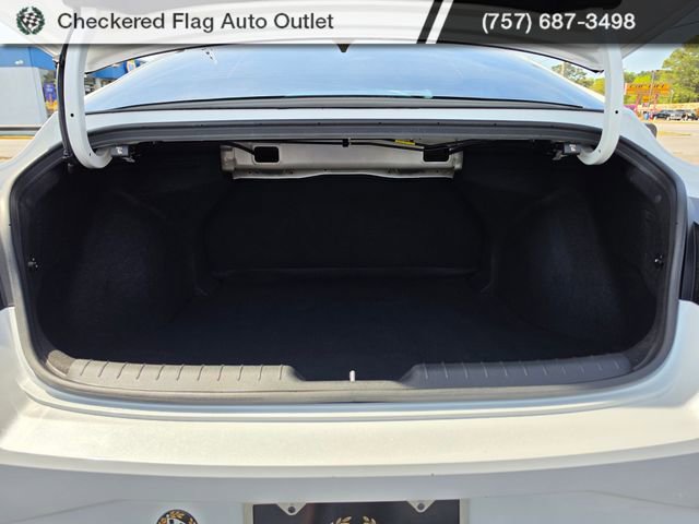 Used 2022 Hyundai Elantra SEL w/ Convenience Package image 16