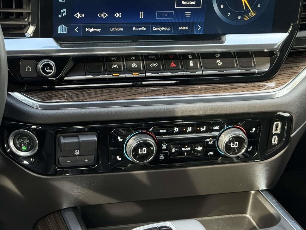 Used 2024 Chevrolet Silverado 1500 LT Trail Boss w/ Convenience Package II image 20