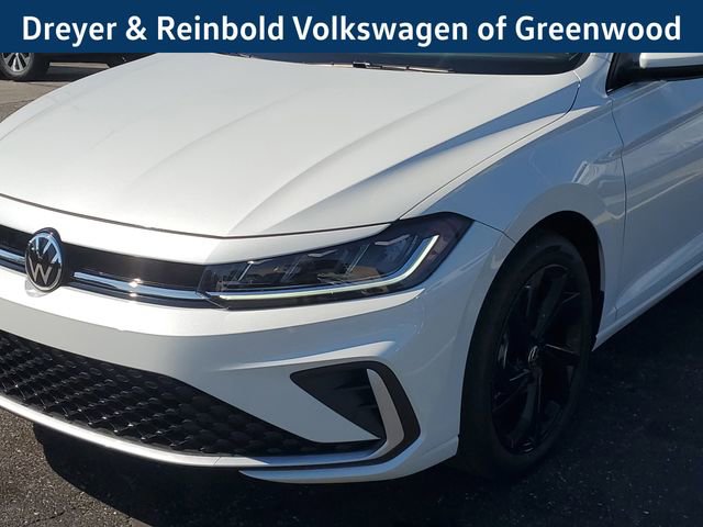 New 2025 Volkswagen Jetta SE image 9