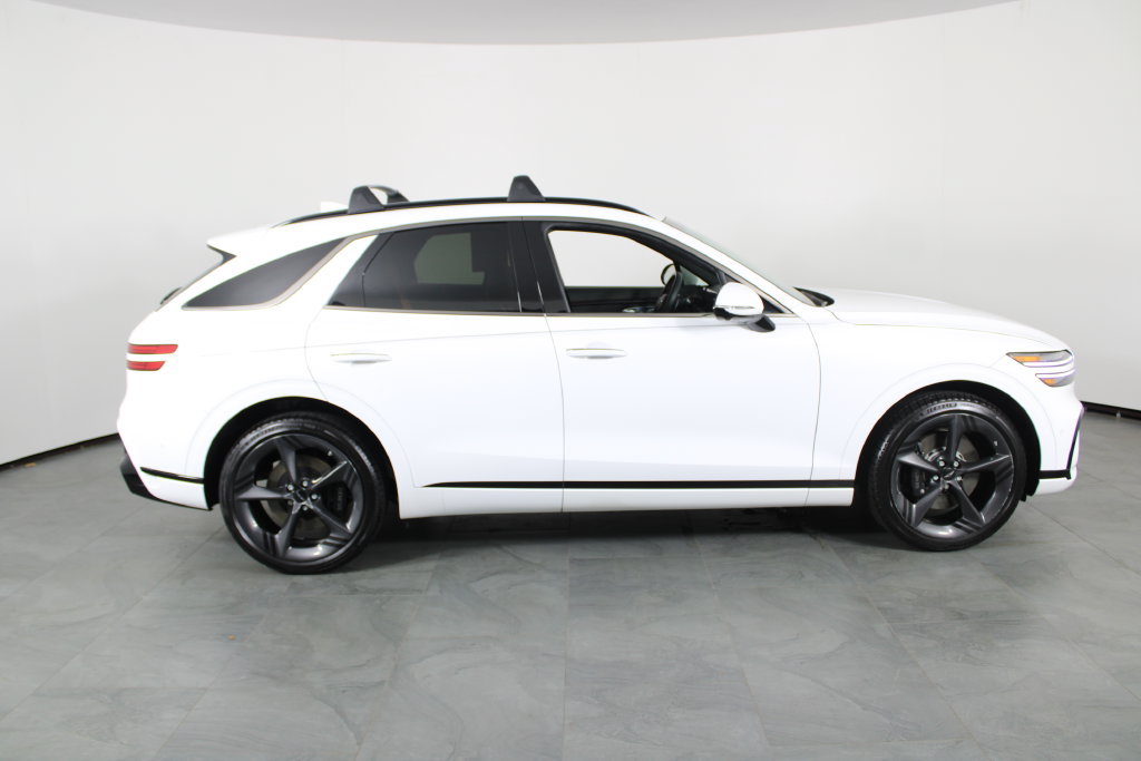 Used 2026 Genesis GV70 2.5T Sport Prestige AWD/4WD image 10