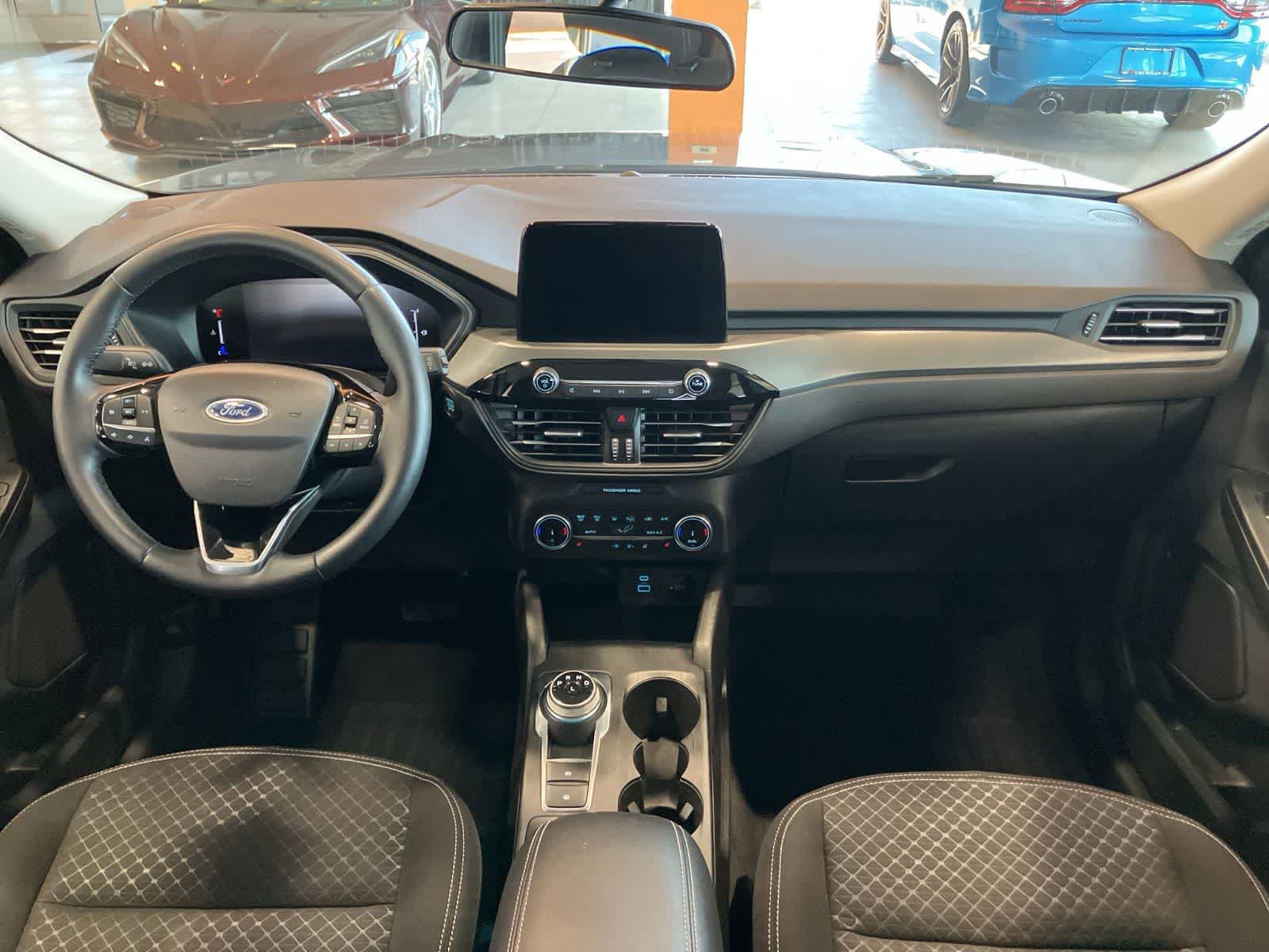 Used 2023 Ford Escape Active AWD/4WD image 22