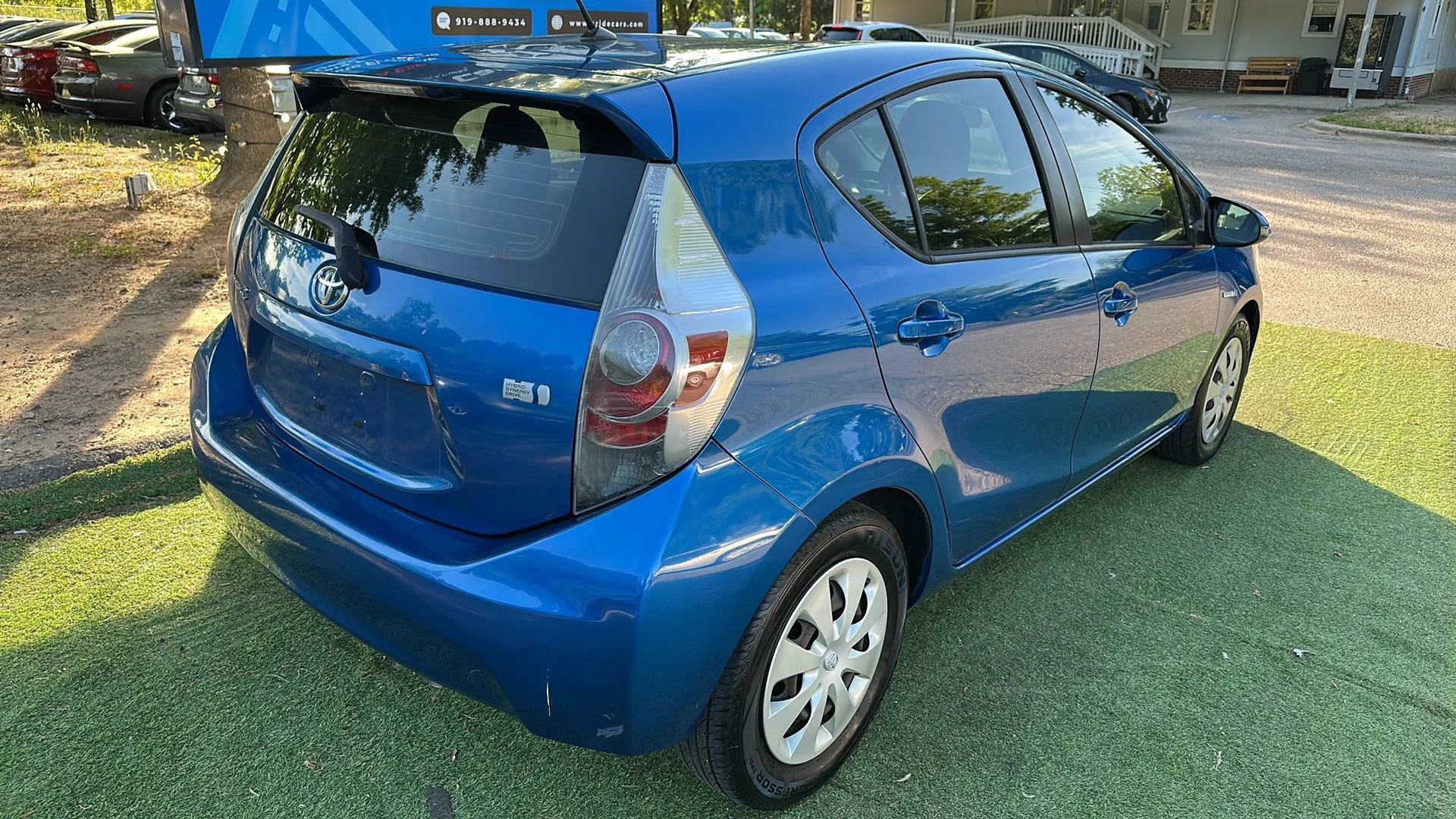 Used 2013 Toyota Prius C Two FWD image 7