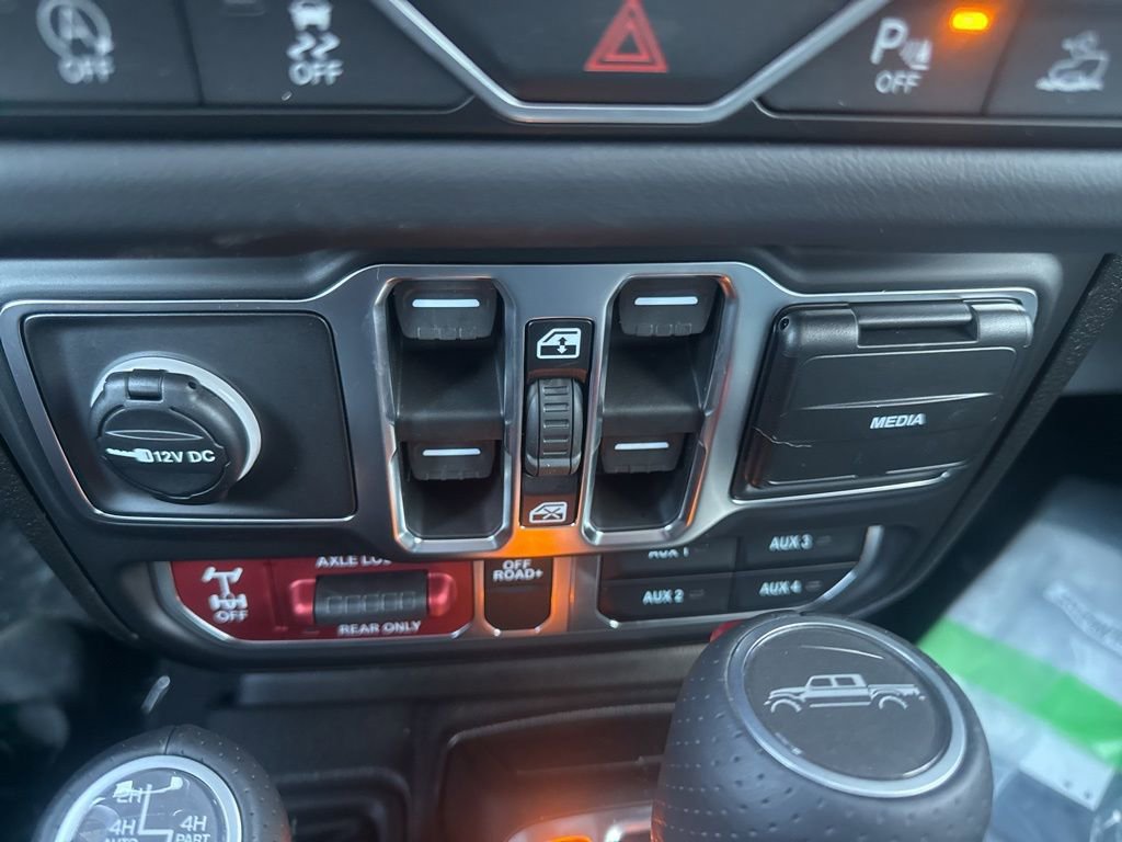 New 2026 Jeep Gladiator Mojave AWD/4WD image 25