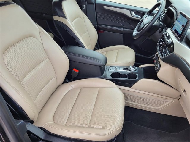 Used 2021 Ford Escape SEL image 23