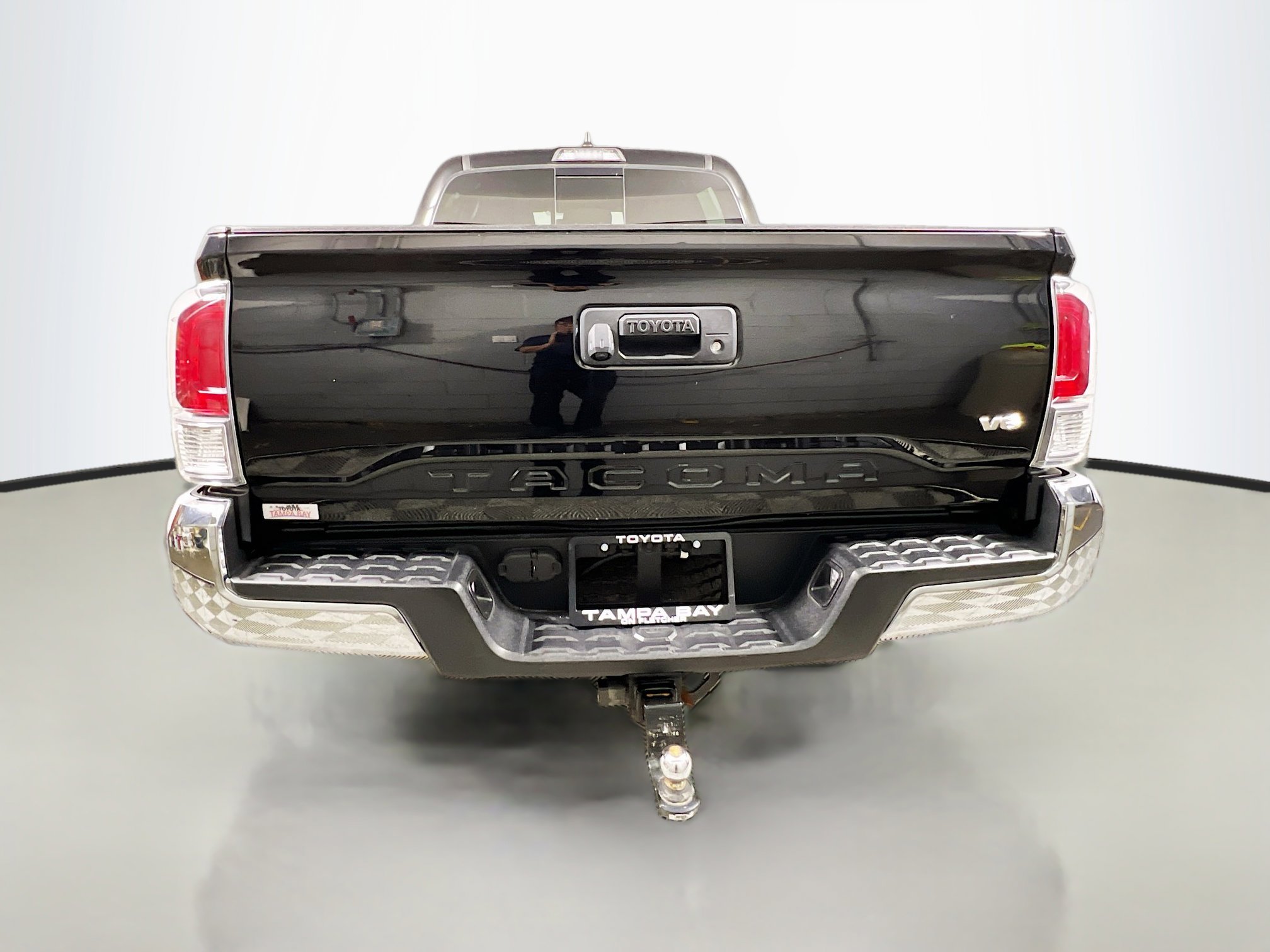 Used 2023 Toyota Tacoma TRD Off-Road AWD/4WD image 6