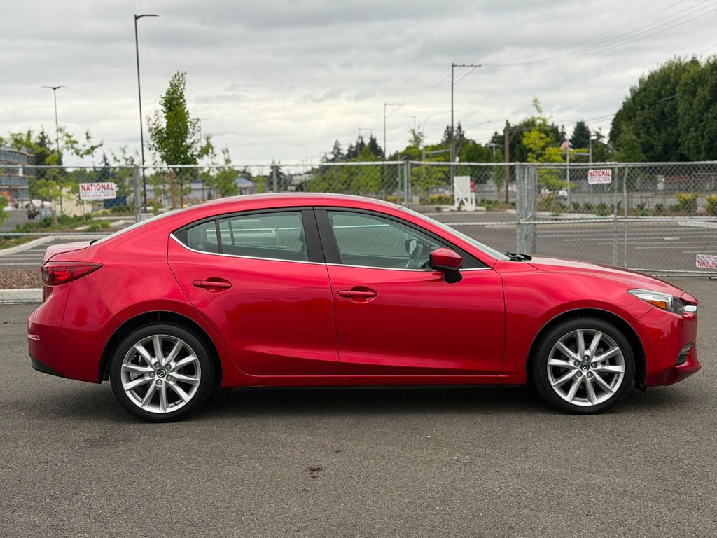 Used 2017 MAZDA MAZDA3 Touring FWD image 6