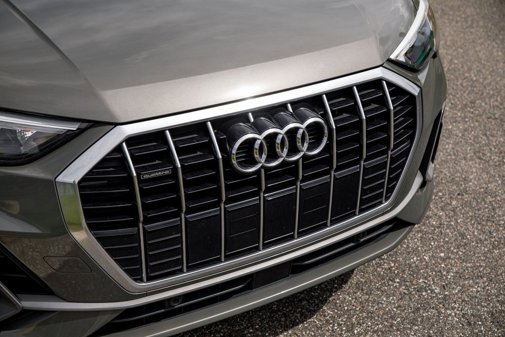 Used 2020 Audi Q3 2.0T Premium w/ Convenience Package image 19