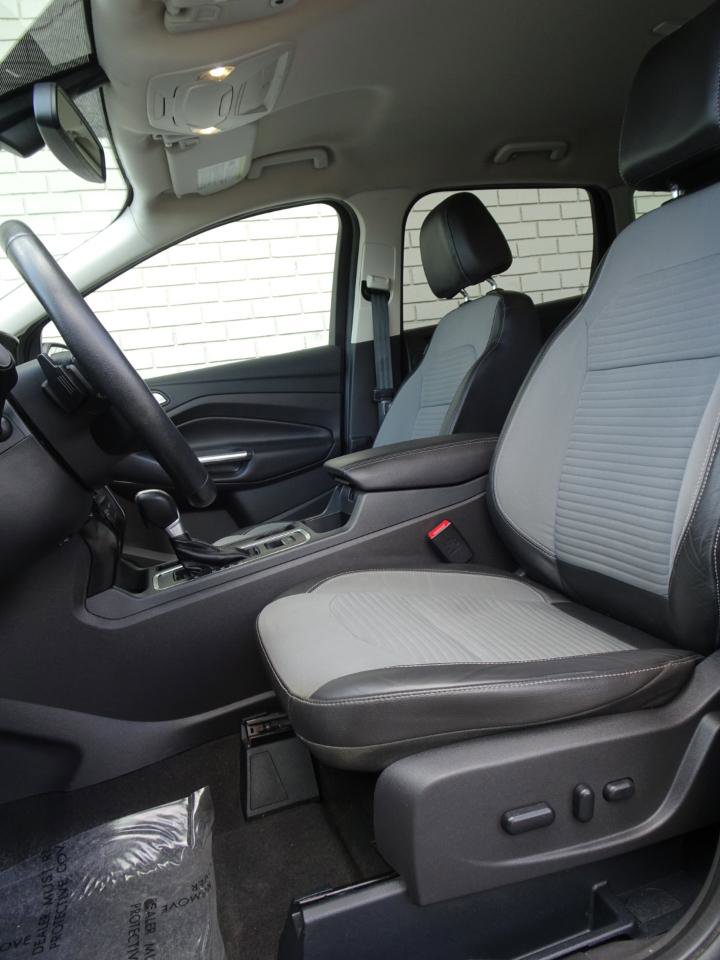 Used 2017 Ford Escape Titanium AWD/4WD image 12