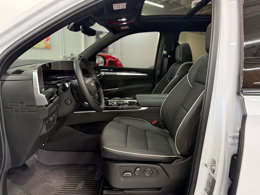 Used 2026 Cadillac Escalade Sport w/ Touring Package AWD/4WD image 11