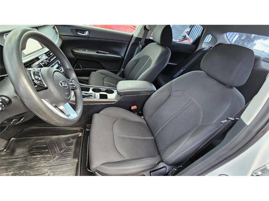 Used 2019 Kia Optima LX FWD image 12